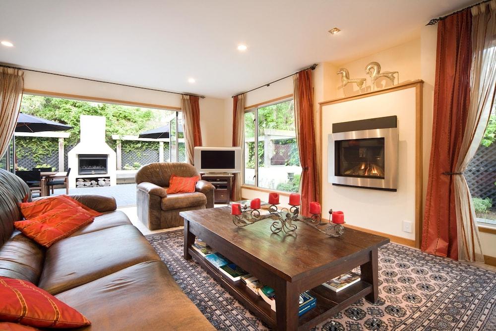 The Classic Villa Christchurch Buitenkant foto