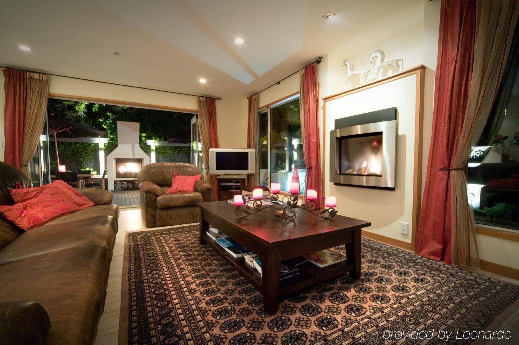 The Classic Villa Christchurch Buitenkant foto